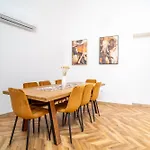 Apartmán Luxapart Big 12people With Breakfast Option Košice