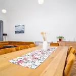 Luxapart Big 12people With Breakfast Option Košice