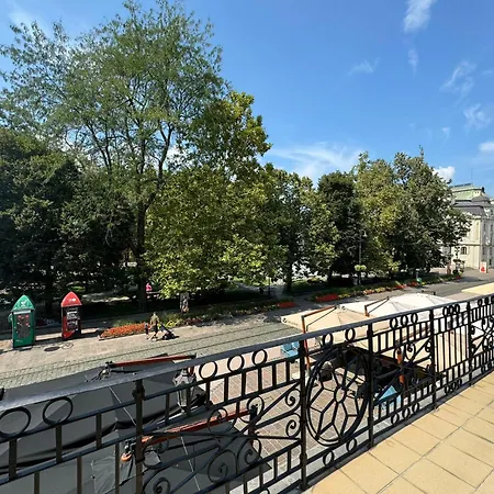 Luxapart Big 12people With Breakfast דירה