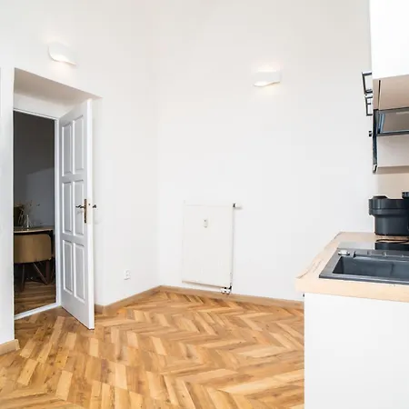 Apartmán Luxapart Big 12people With Breakfast Option