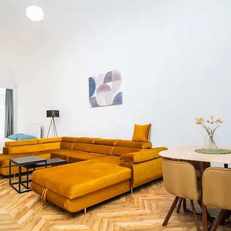 Luxapart Big 12people With Breakfast Option Košice