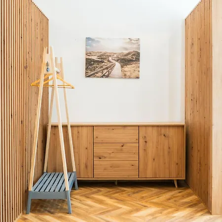 Luxapart Big 12people With Breakfast *