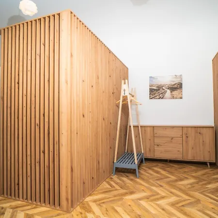 Luxapart Big 12people With Breakfast דירה קושיצה