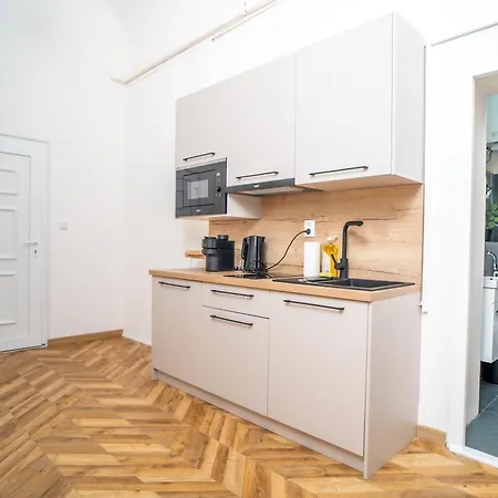 Luxapart Big 12people With Breakfast Option *