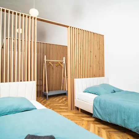 Luxapart Big 12people With Breakfast דירה קושיצה