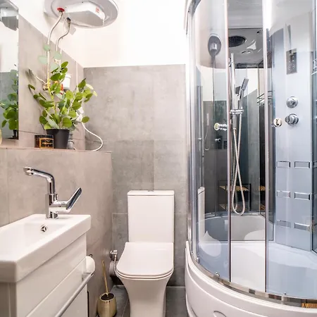 Luxapart Big 12people With Breakfast דירה