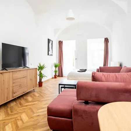 Apartmán Luxapart Big 12people With Breakfast Option Košice