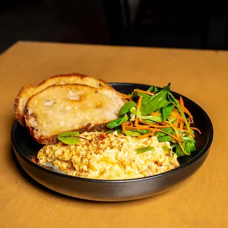 Luxapart Big 12people With Breakfast